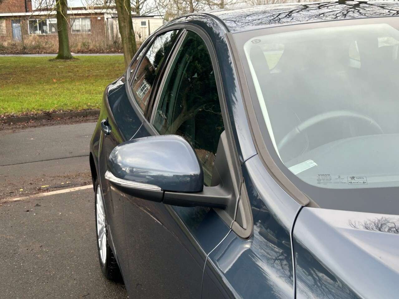 2018 VOLVO V40 2018 VOLVO V40