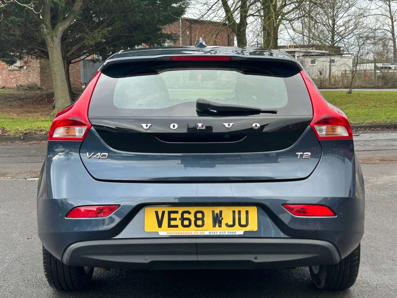 2018 VOLVO V40 2018 VOLVO V40