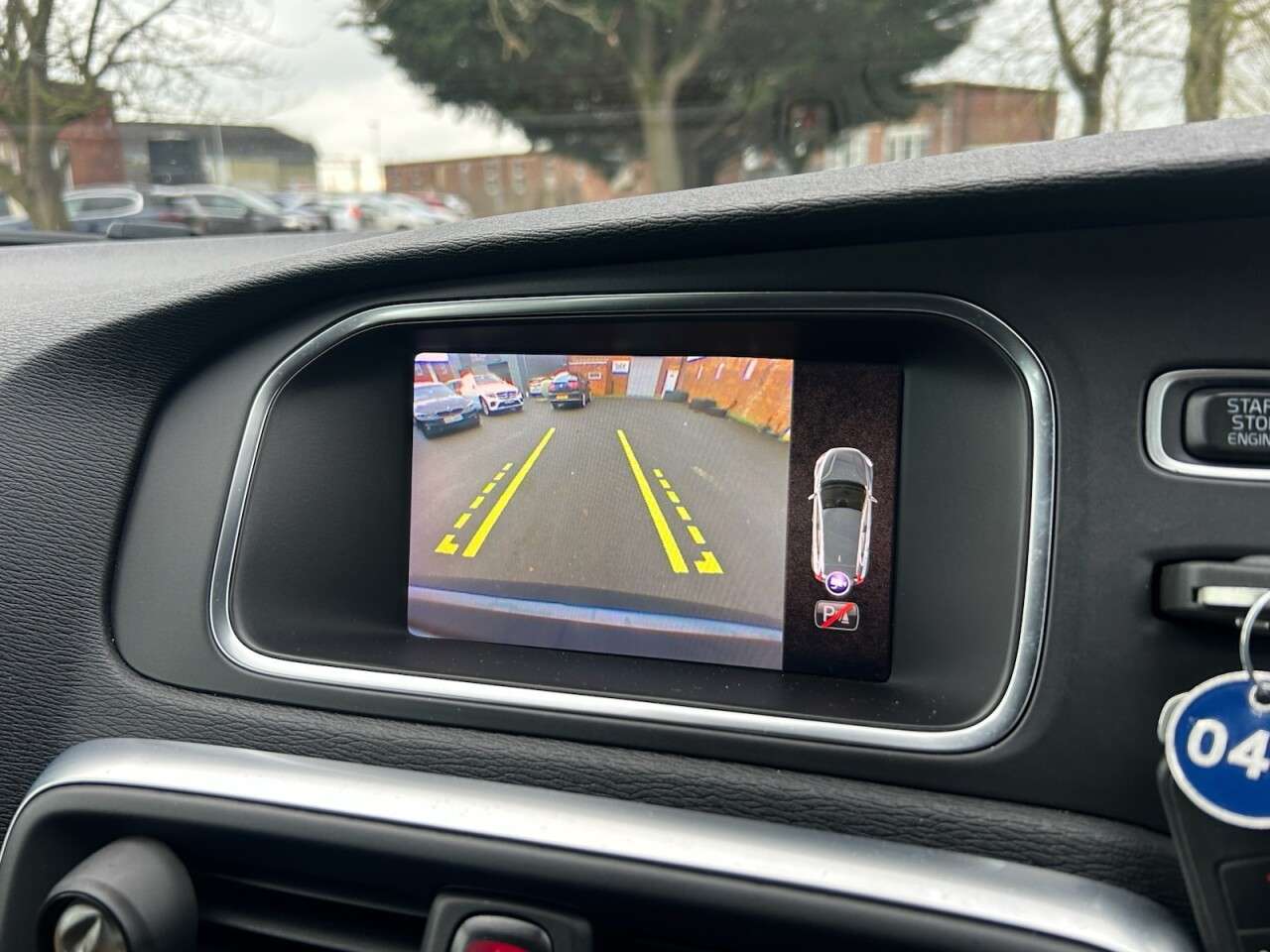 2018 VOLVO V40 2018 VOLVO V40