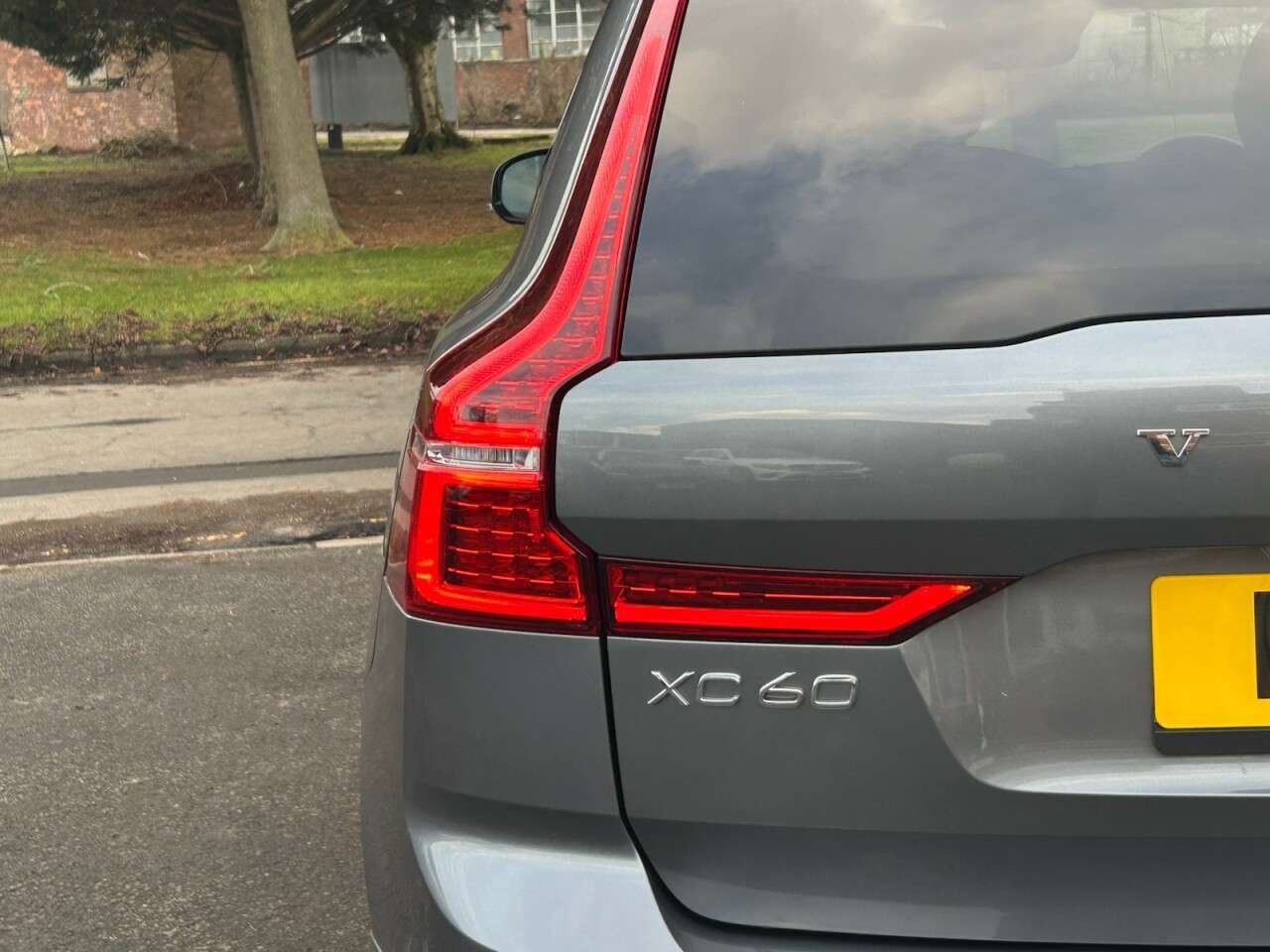 2021 VOLVO XC60 2021 VOLVO XC60