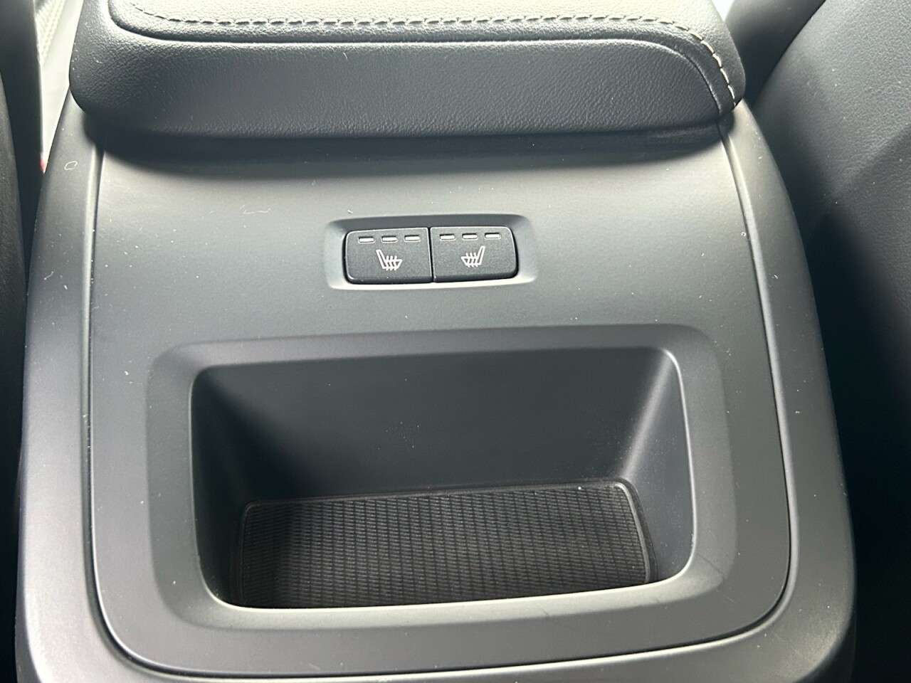 2021 VOLVO XC60 2021 VOLVO XC60