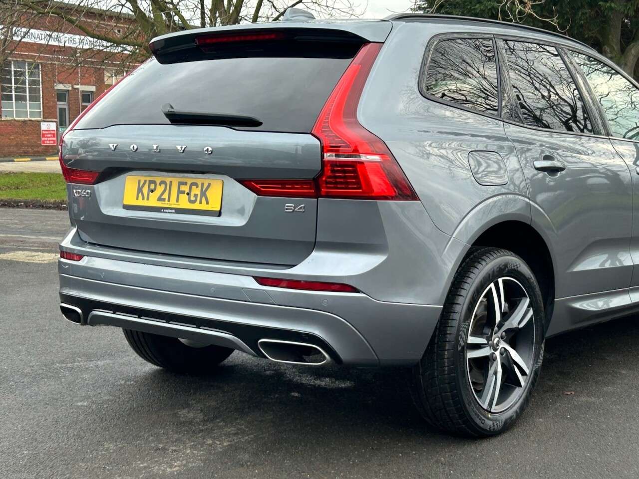 2021 VOLVO XC60 2021 VOLVO XC60