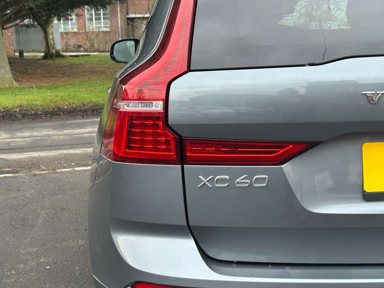 2021 VOLVO XC60 2021 VOLVO XC60