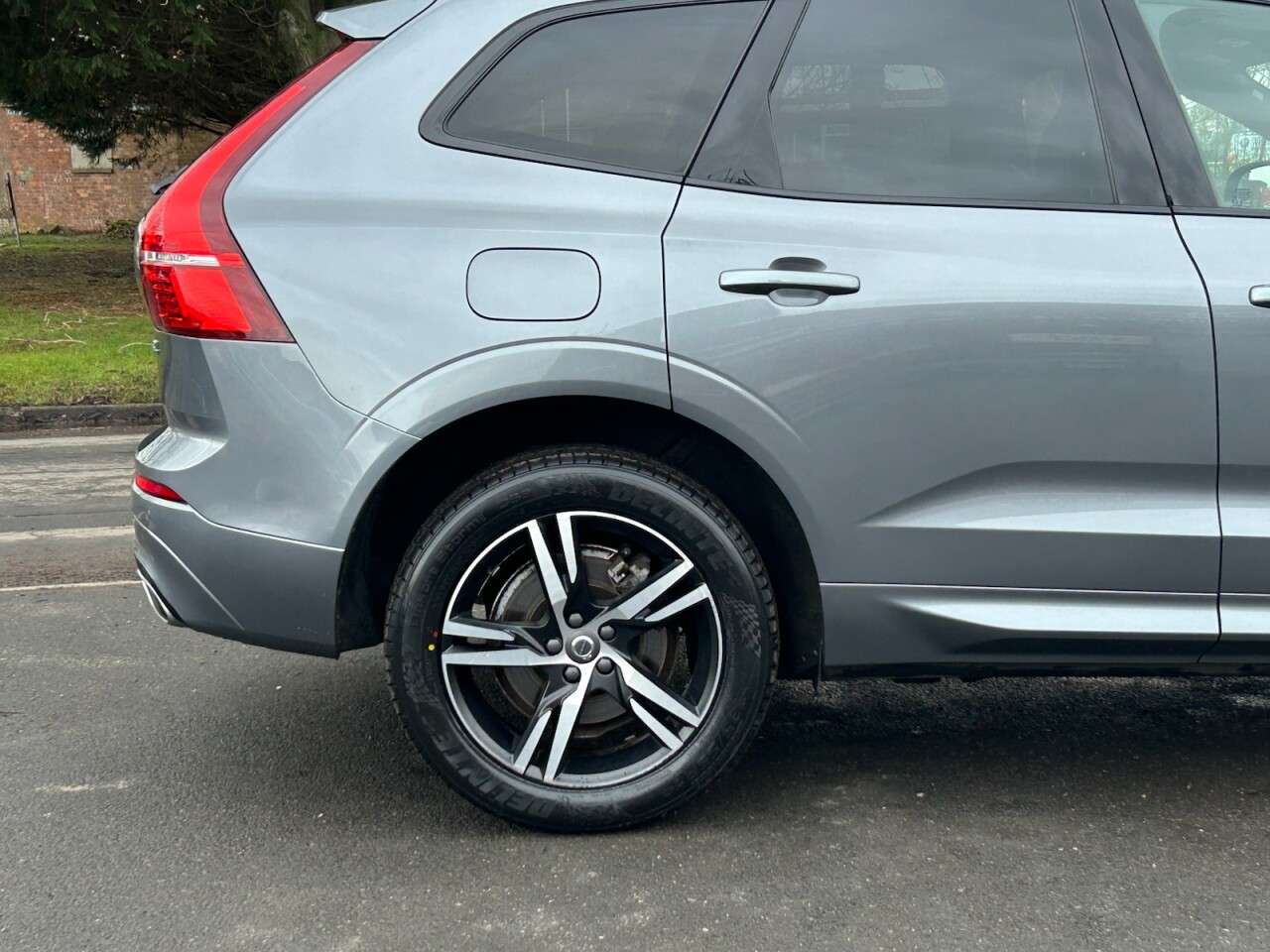 2021 VOLVO XC60 2021 VOLVO XC60