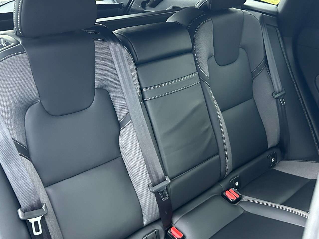 2021 VOLVO XC60 2021 VOLVO XC60