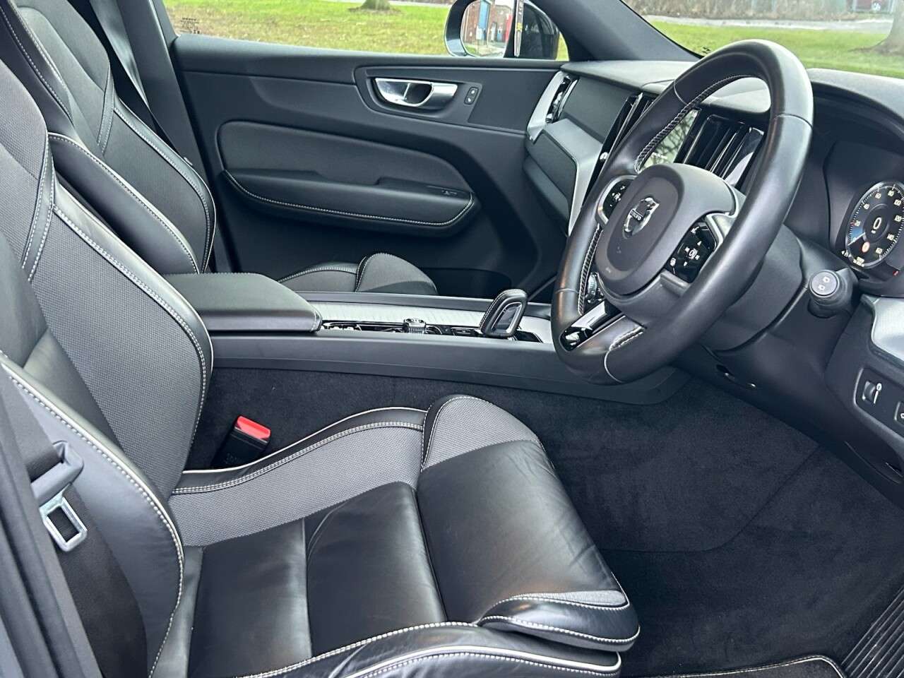 2021 VOLVO XC60 2021 VOLVO XC60