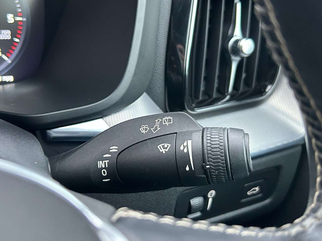 2021 VOLVO XC60 2021 VOLVO XC60