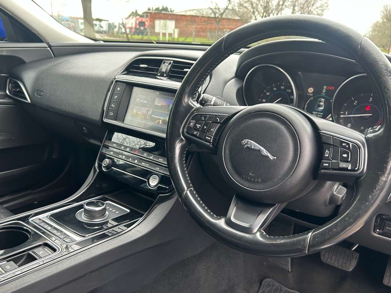 2017 JAGUAR XE 2017 JAGUAR XE