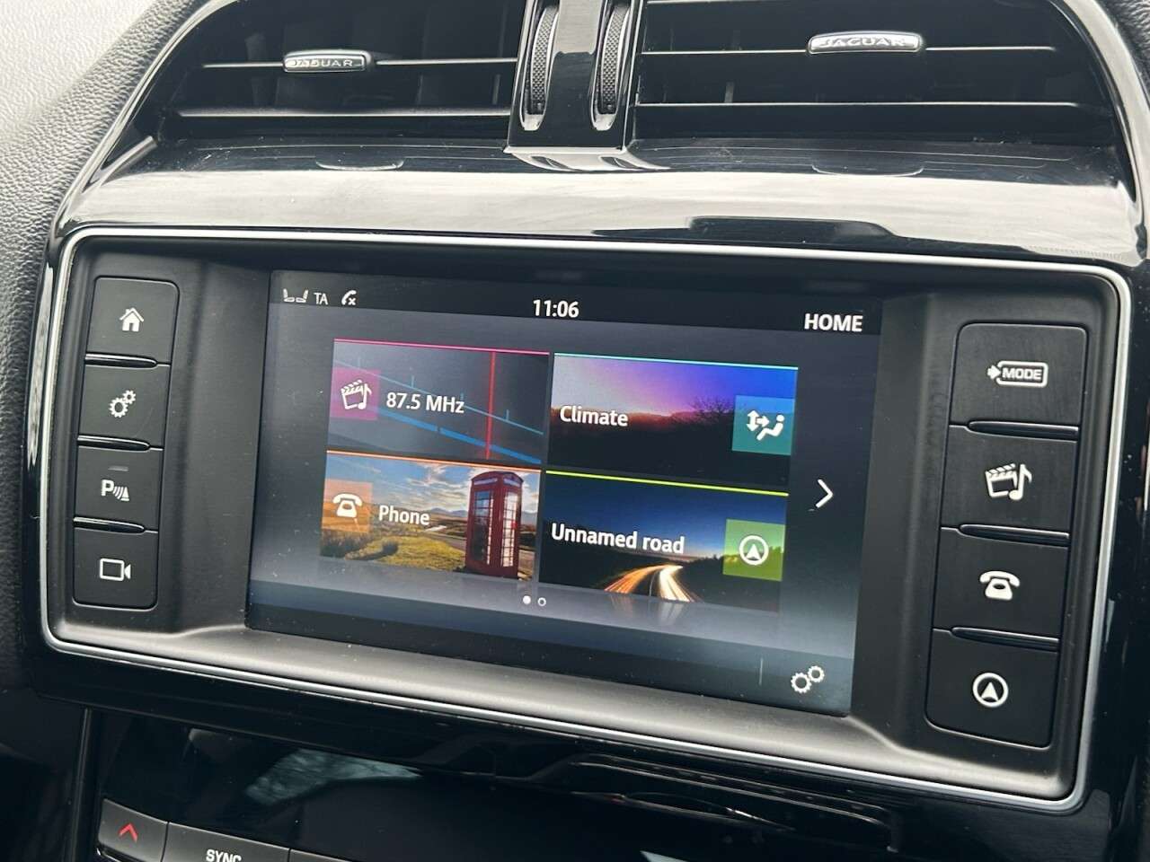 2017 JAGUAR XE 2017 JAGUAR XE