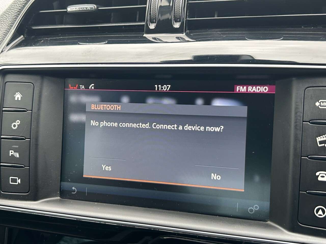 2017 JAGUAR XE 2017 JAGUAR XE