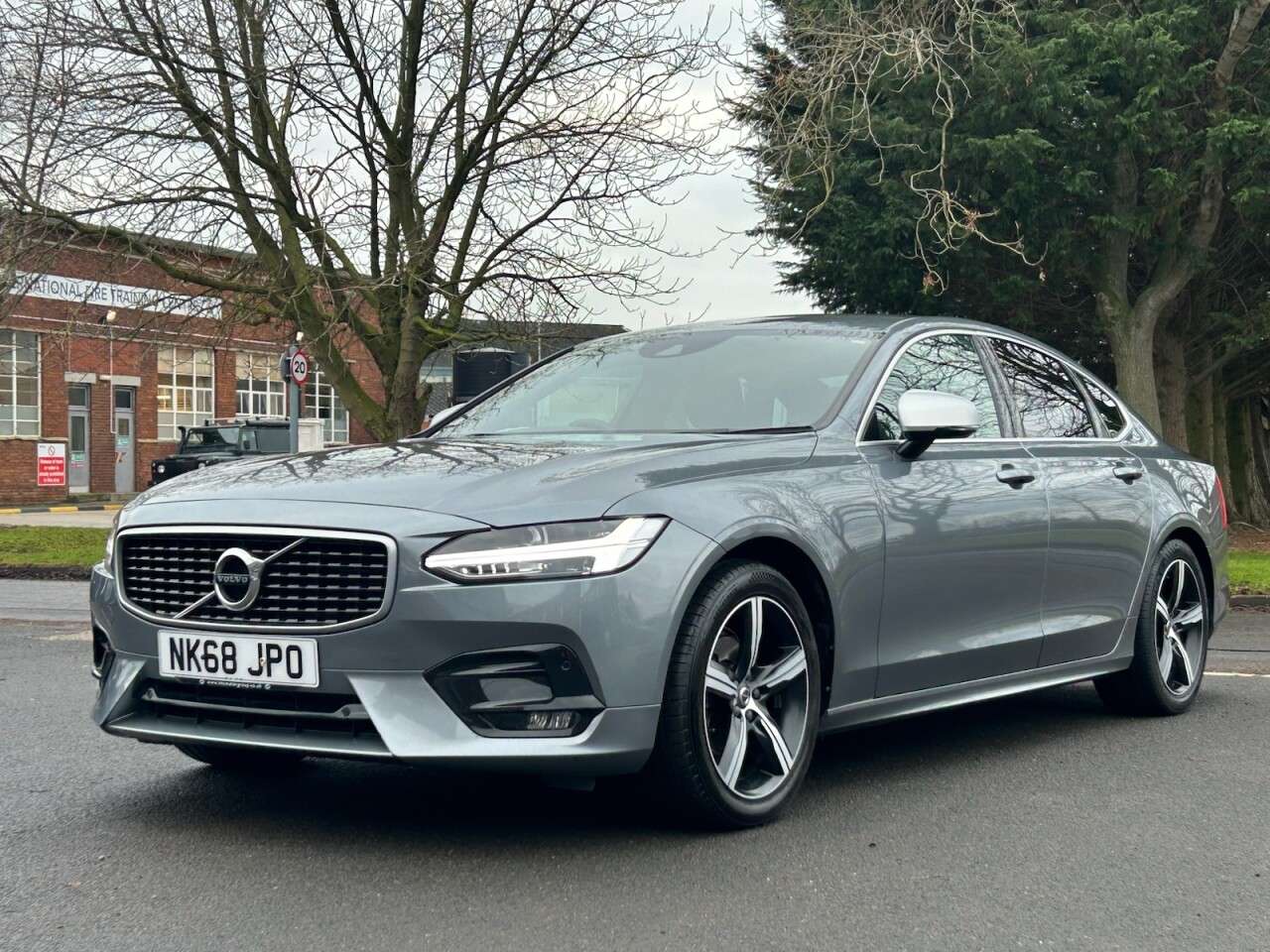 2018 VOLVO S90 2018 VOLVO S90