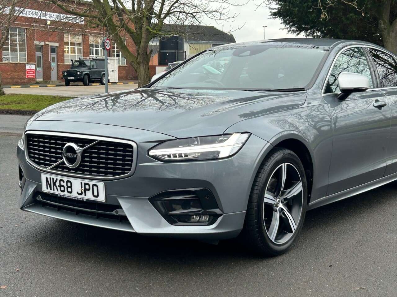 2018 VOLVO S90 2018 VOLVO S90