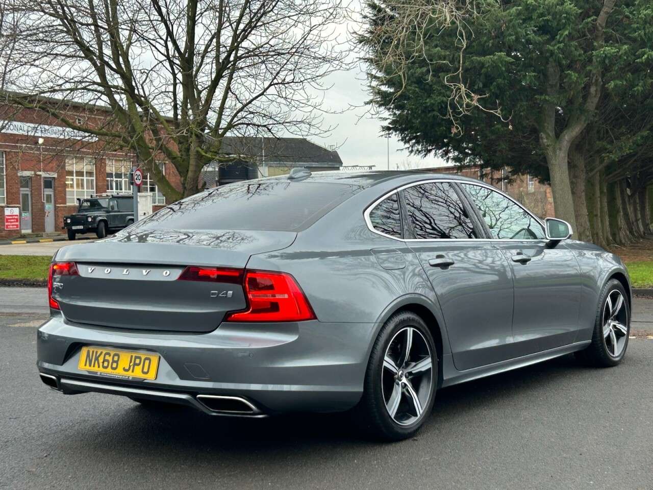 2018 VOLVO S90 2018 VOLVO S90