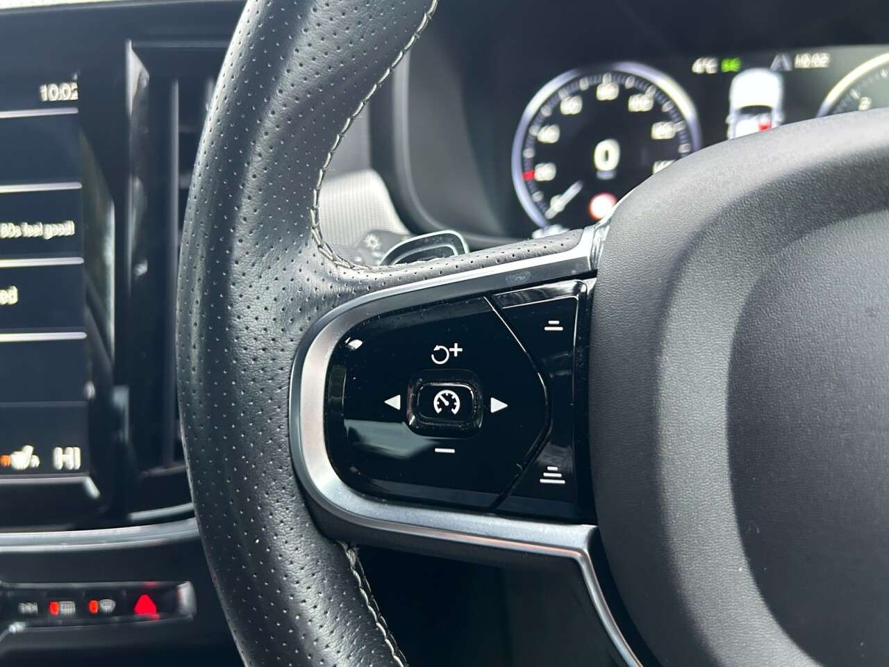 2018 VOLVO S90 2018 VOLVO S90