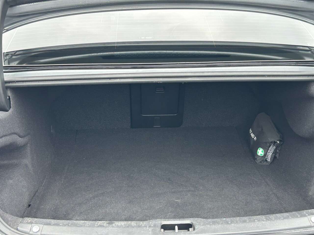 2018 VOLVO S90 2018 VOLVO S90