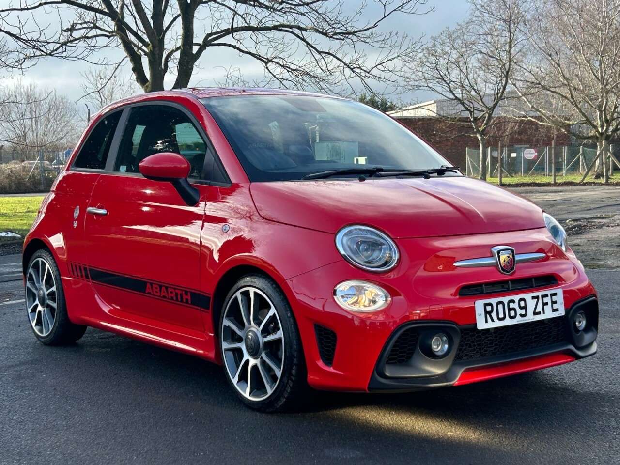 2019 ABARTH 595 2019 ABARTH 595