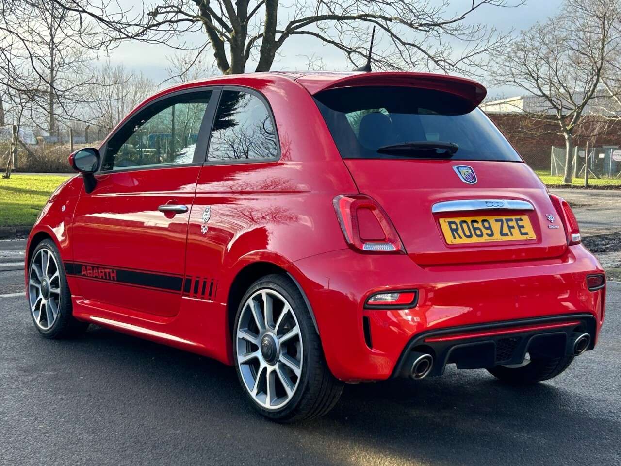 2019 ABARTH 595 2019 ABARTH 595