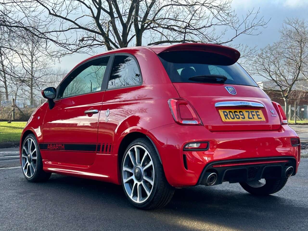 2019 ABARTH 595 2019 ABARTH 595