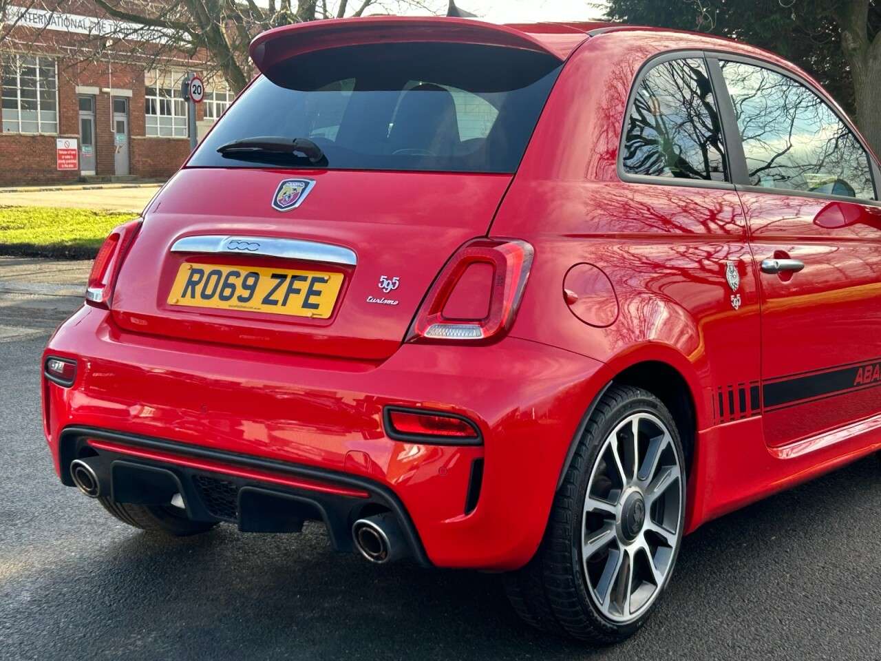 2019 ABARTH 595 2019 ABARTH 595