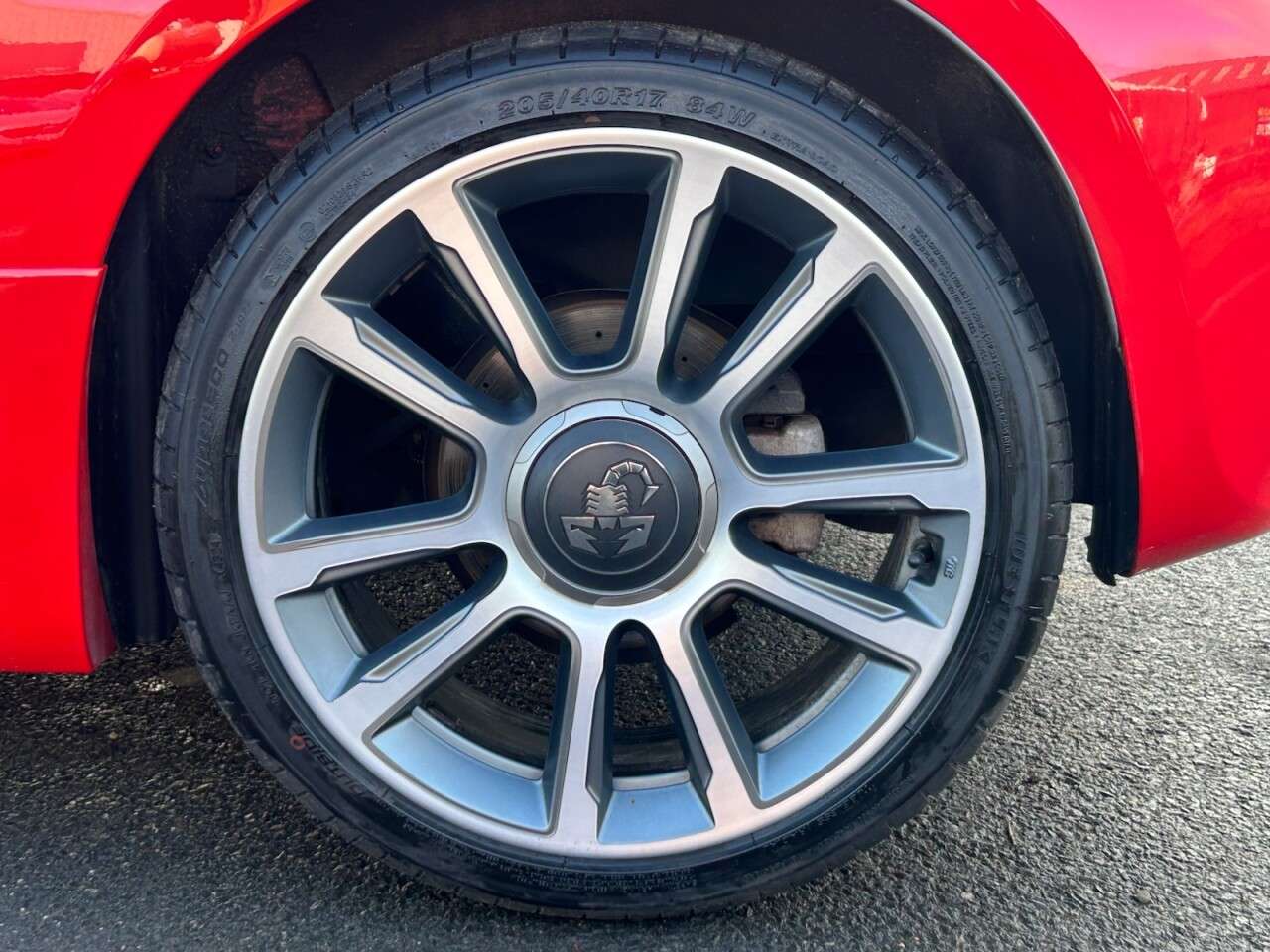 2019 ABARTH 595 2019 ABARTH 595