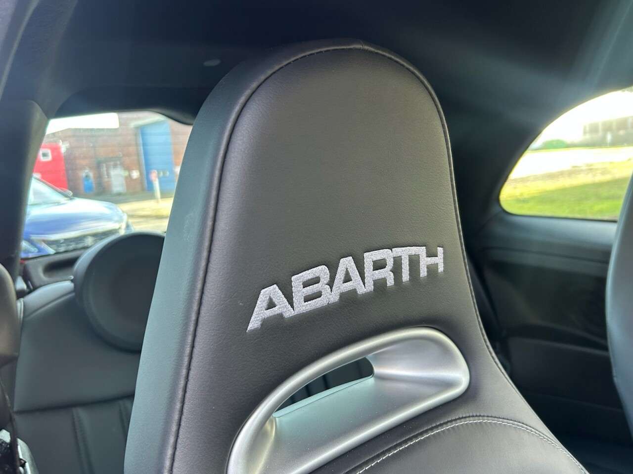 2019 ABARTH 595 2019 ABARTH 595