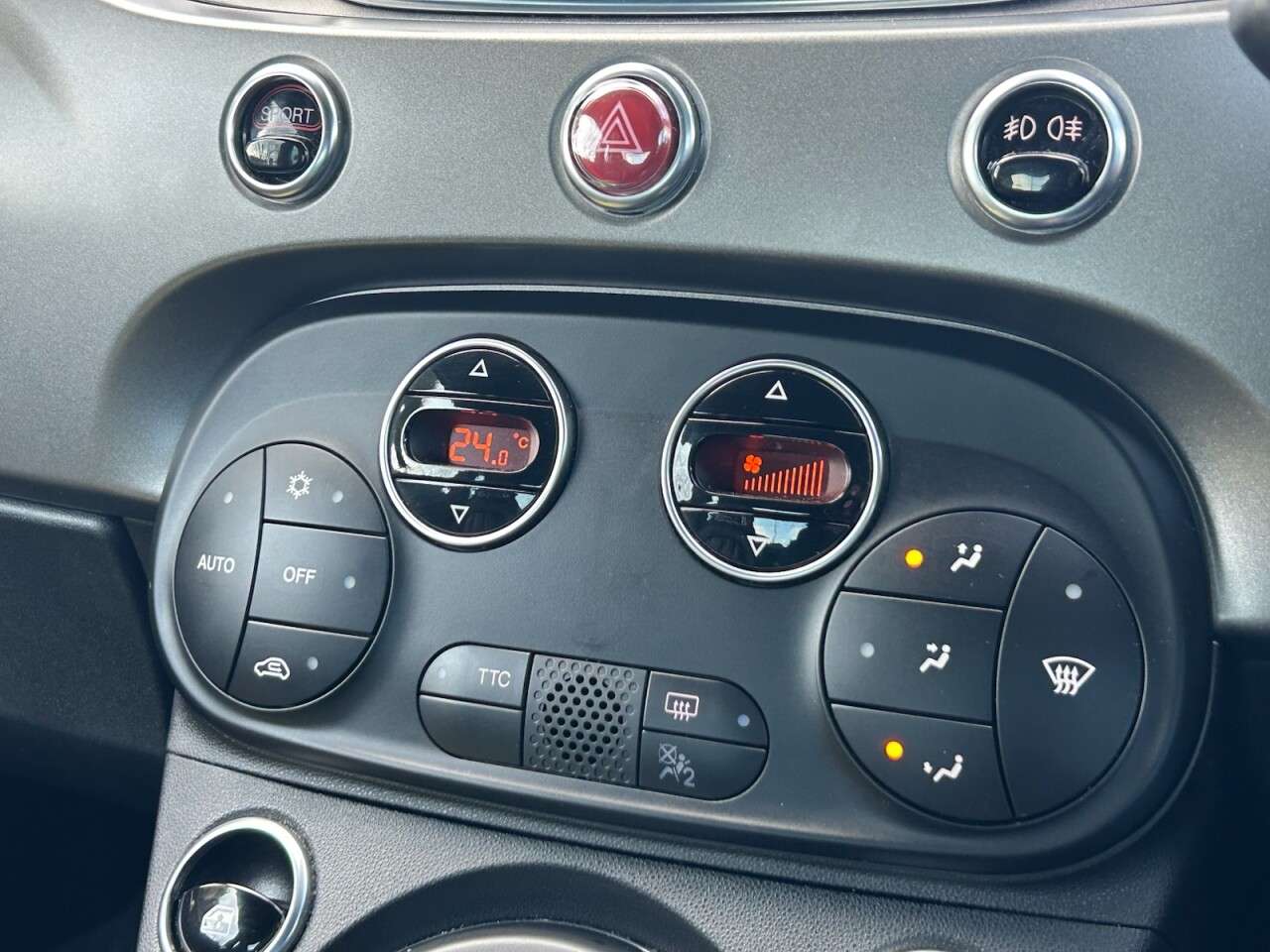 2019 ABARTH 595 2019 ABARTH 595