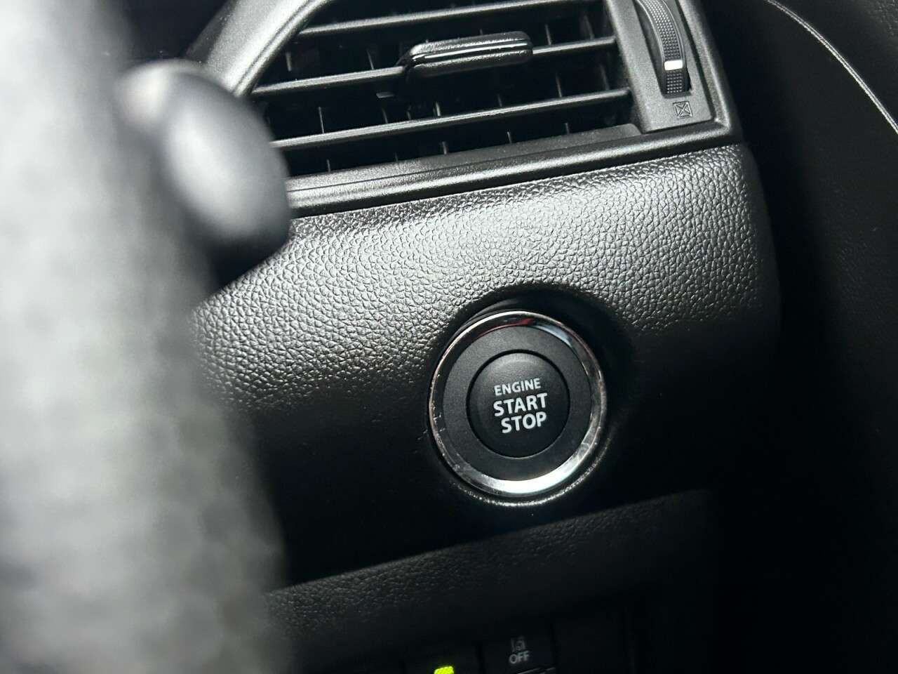 2020 SUZUKI SWIFT 2020 SUZUKI SWIFT