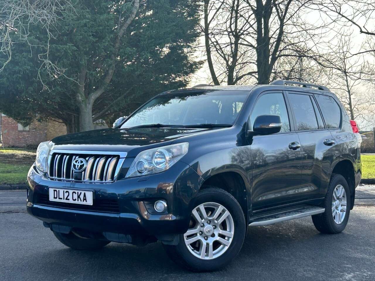 A 2012 TOYOTA LAND CRUISER 3.0 D-4D LC5 SUV 5dr Diesel Auto 4WD Euro 5 (190 ps) CAMBELT DONE @90K MILE A 2012 TOYOTA LAND CRUISER 3.0 D-4D LC5 SUV 5dr Diesel Auto 4WD Euro 5 (190 ps) CAMBELT DONE @90K MILE