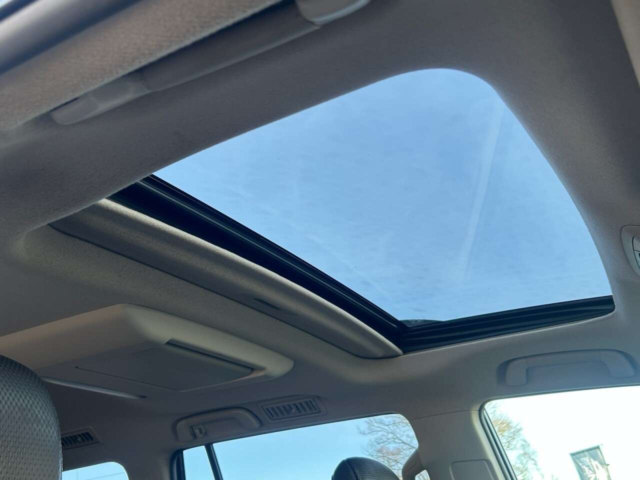 2012 TOYOTA LAND CRUISER 2012 TOYOTA LAND CRUISER