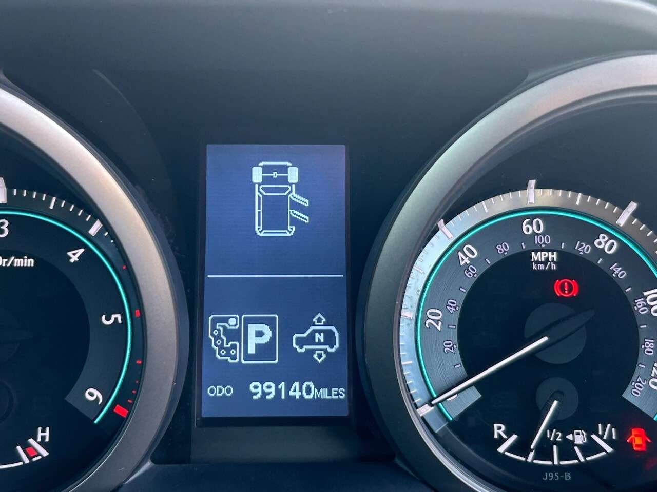 2012 TOYOTA LAND CRUISER 2012 TOYOTA LAND CRUISER