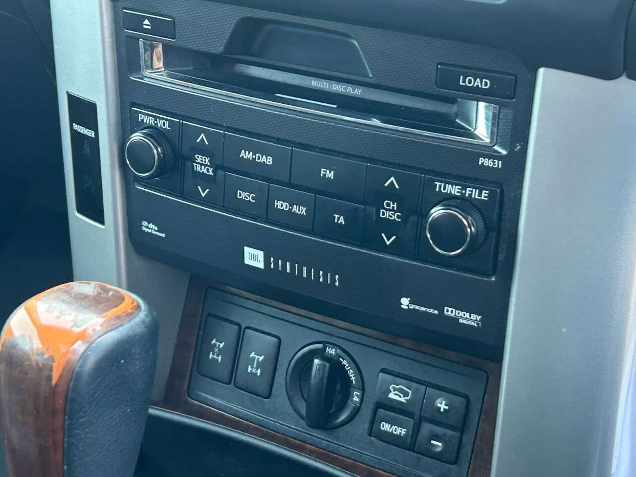 2012 TOYOTA LAND CRUISER 2012 TOYOTA LAND CRUISER