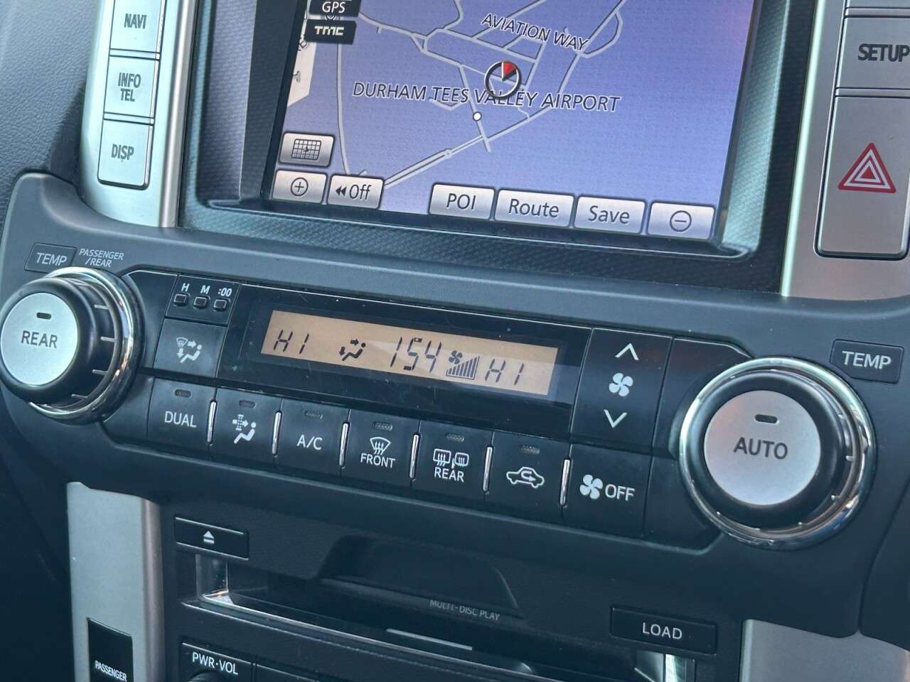 2012 TOYOTA LAND CRUISER 2012 TOYOTA LAND CRUISER