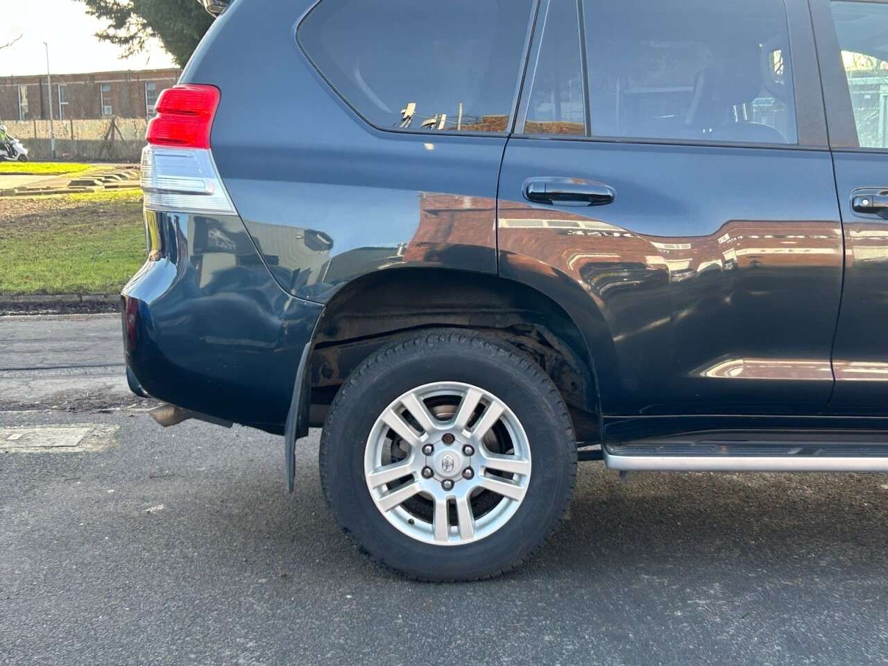 2012 TOYOTA LAND CRUISER 2012 TOYOTA LAND CRUISER