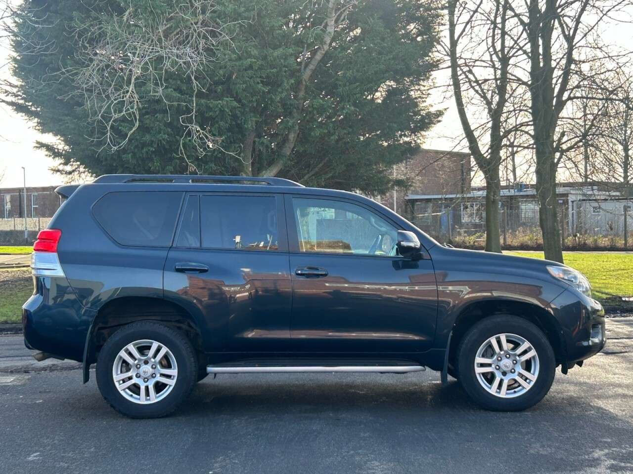 2012 TOYOTA LAND CRUISER 2012 TOYOTA LAND CRUISER