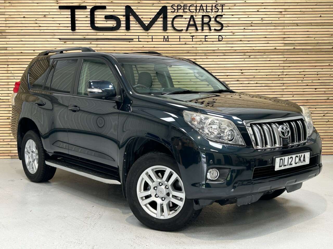 A 2012 TOYOTA LAND CRUISER 3.0 D-4D LC5 SUV 5dr Diesel Auto 4WD Euro 5 (190 ps) 7 SEATS, NAV, CRUISE, A 2012 TOYOTA LAND CRUISER 3.0 D-4D LC5 SUV 5dr Diesel Auto 4WD Euro 5 (190 ps) 7 SEATS, NAV, CRUISE,
