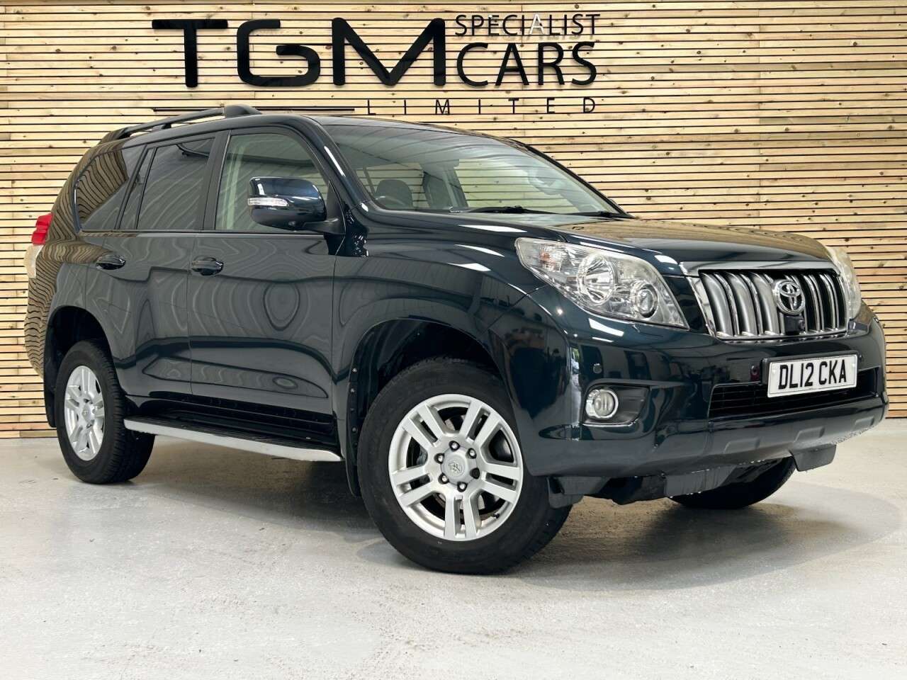 2012 TOYOTA LAND CRUISER 2012 TOYOTA LAND CRUISER