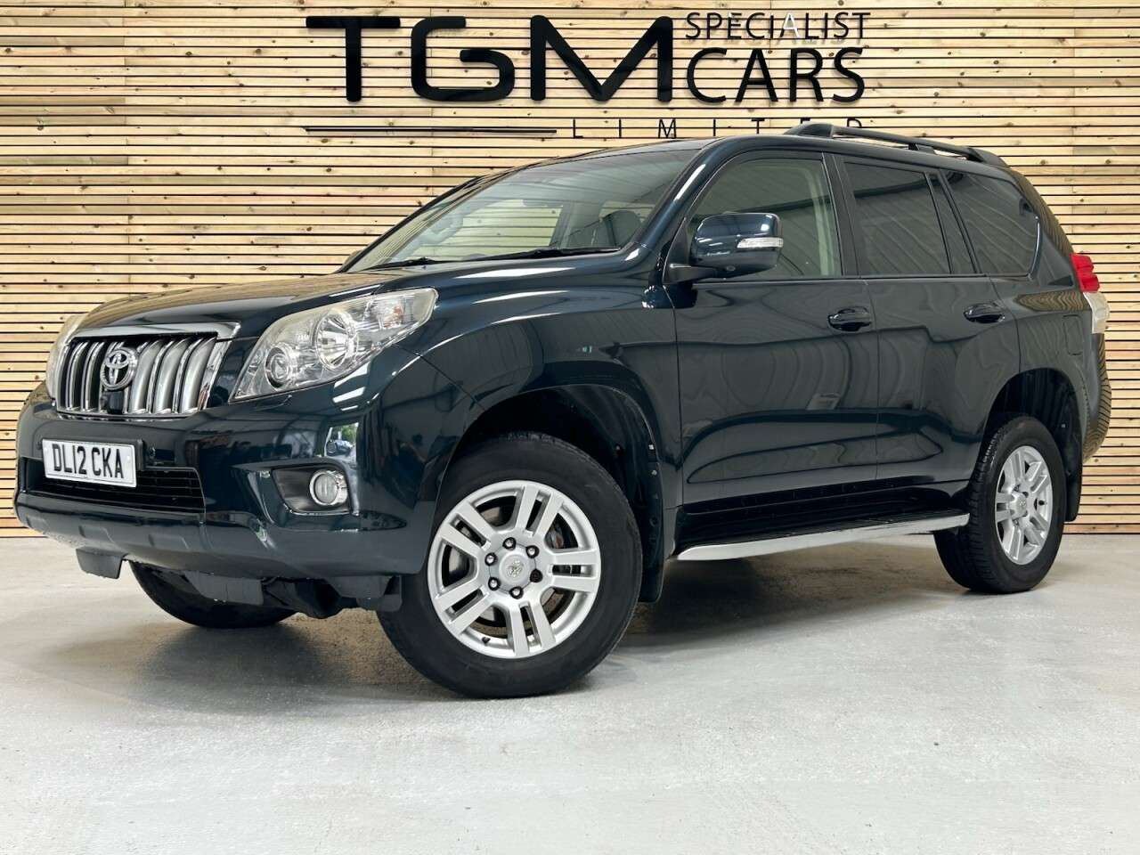 2012 TOYOTA LAND CRUISER 2012 TOYOTA LAND CRUISER