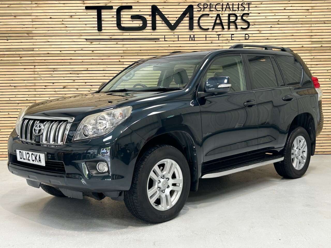 2012 TOYOTA LAND CRUISER 2012 TOYOTA LAND CRUISER
