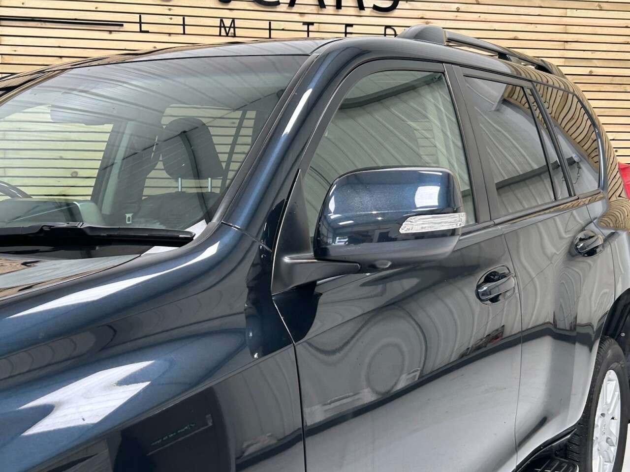 2012 TOYOTA LAND CRUISER 2012 TOYOTA LAND CRUISER