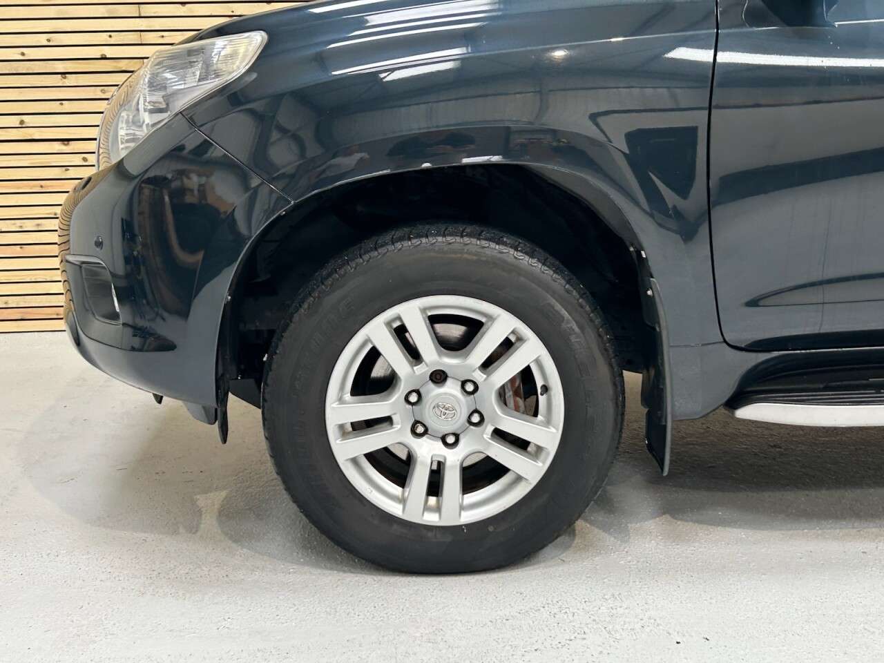 2012 TOYOTA LAND CRUISER 2012 TOYOTA LAND CRUISER