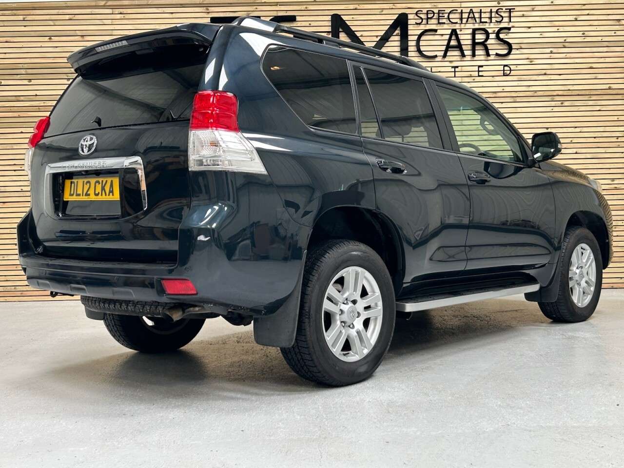 2012 TOYOTA LAND CRUISER 2012 TOYOTA LAND CRUISER