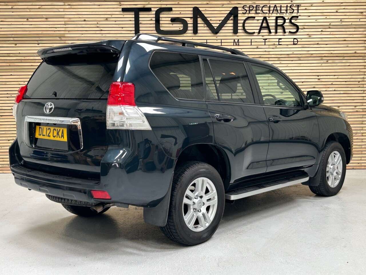 2012 TOYOTA LAND CRUISER 2012 TOYOTA LAND CRUISER