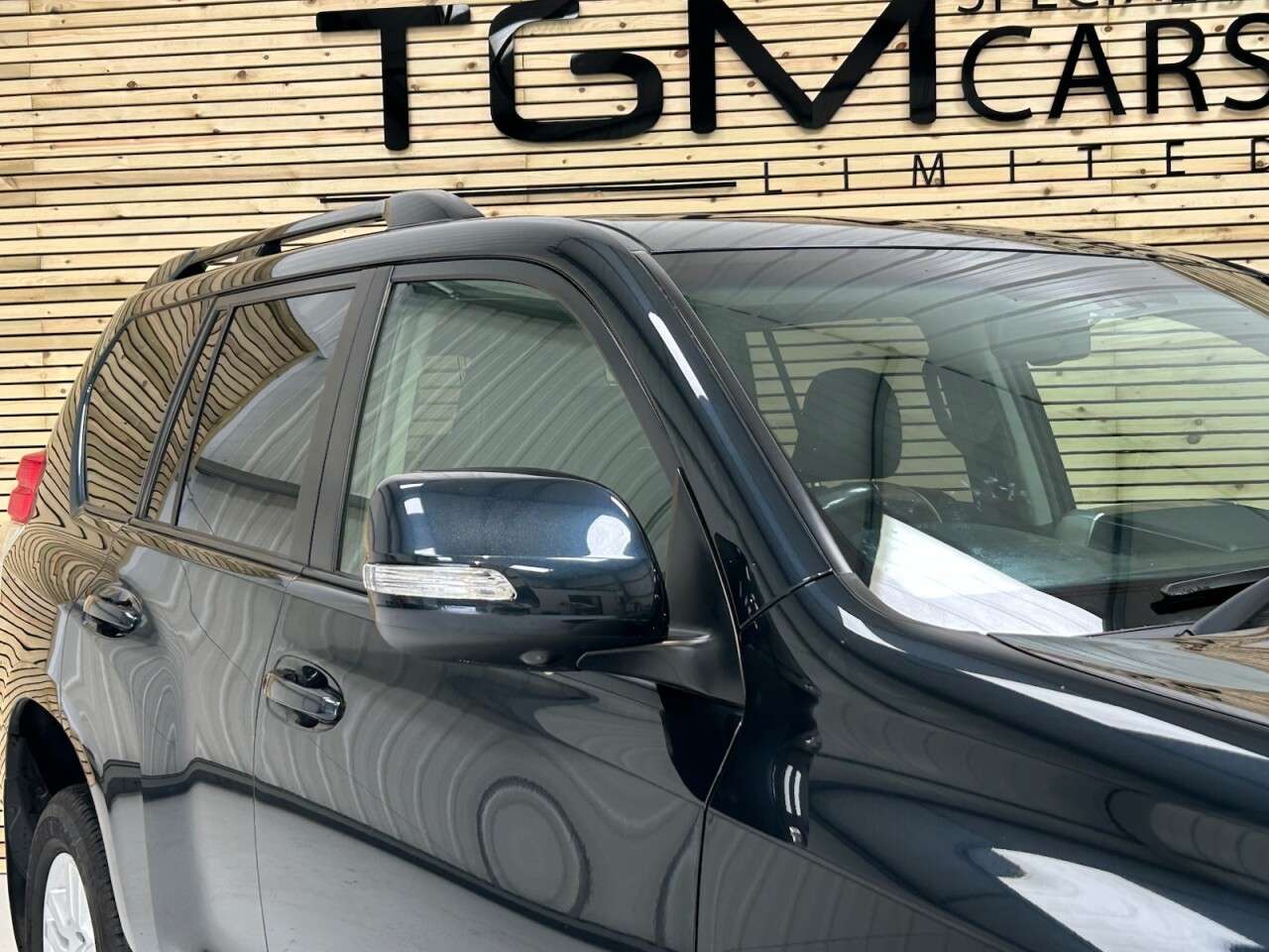 2012 TOYOTA LAND CRUISER 2012 TOYOTA LAND CRUISER