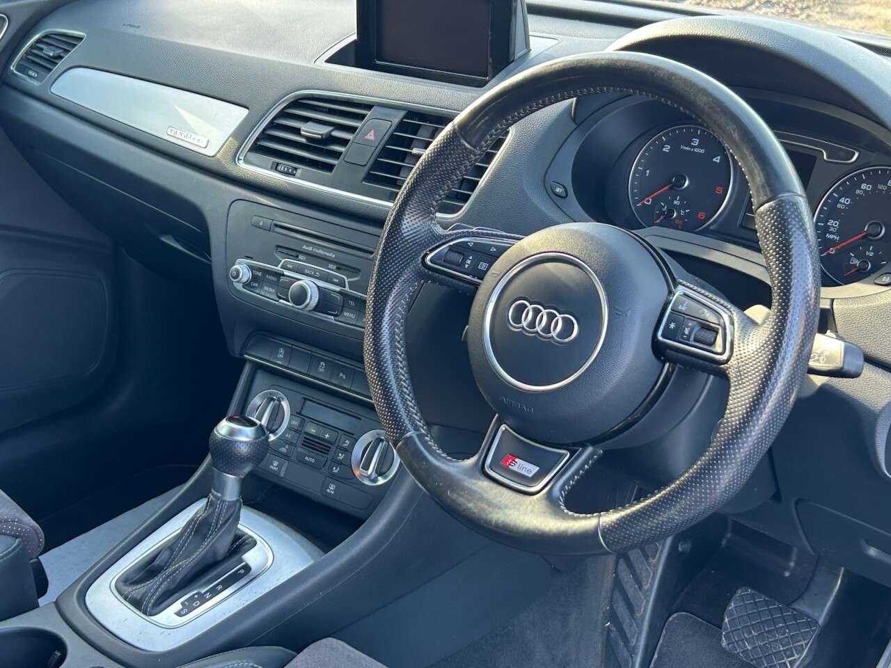 2014 AUDI Q3 2014 AUDI Q3