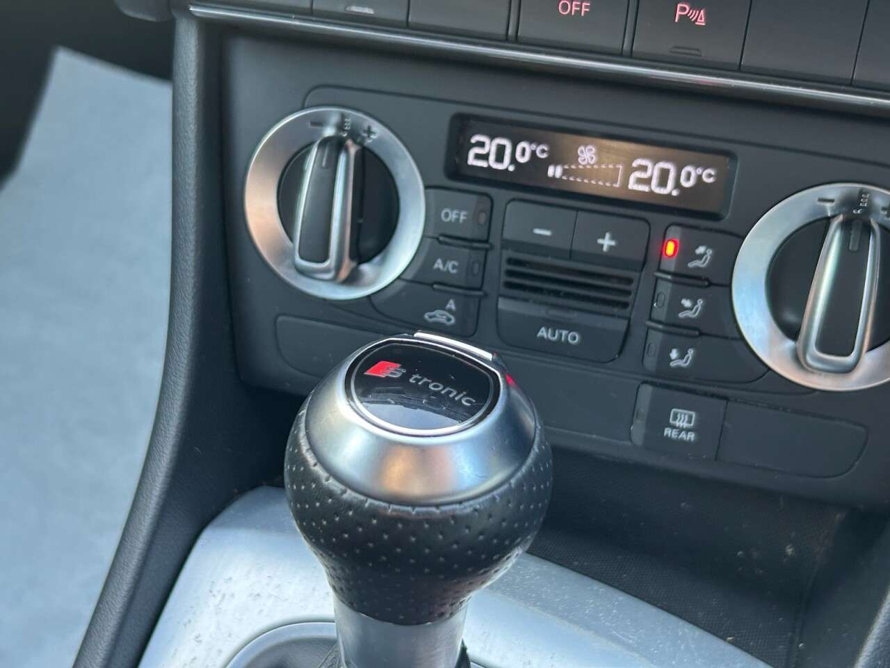 2014 AUDI Q3 2014 AUDI Q3