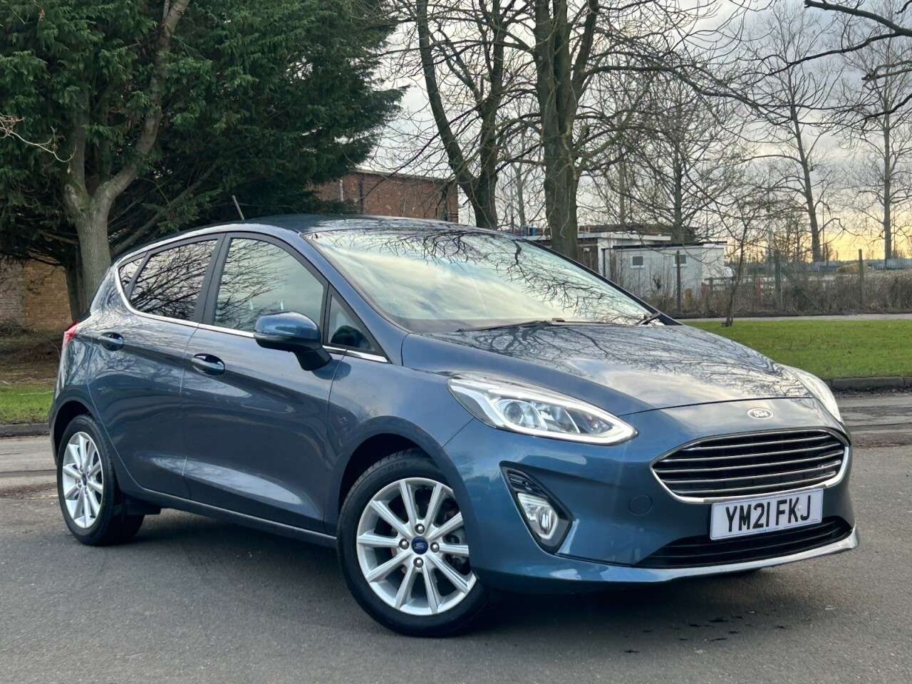 A 2021 FORD FIESTA 1.0T EcoBoost Titanium Hatchback 5dr Petrol Manual Euro 6 (s/s) (95 ps) A 2021 FORD FIESTA 1.0T EcoBoost Titanium Hatchback 5dr Petrol Manual Euro 6 (s/s) (95 ps)