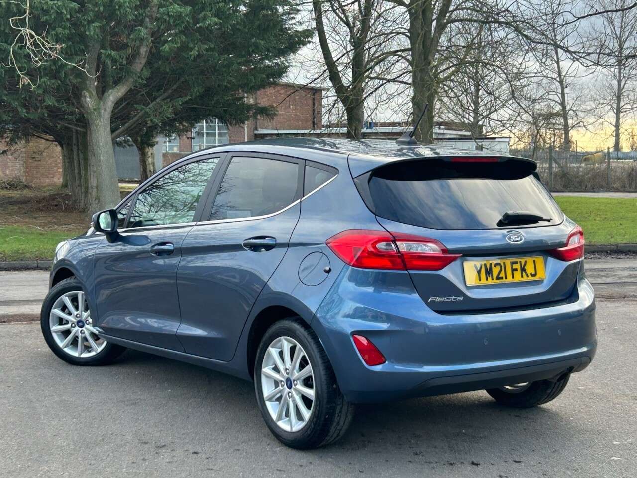 A 2021 FORD FIESTA 1.0T EcoBoost Titanium Hatchback 5dr Petrol Manual Euro 6 (s/s) (95 ps) A 2021 FORD FIESTA 1.0T EcoBoost Titanium Hatchback 5dr Petrol Manual Euro 6 (s/s) (95 ps)