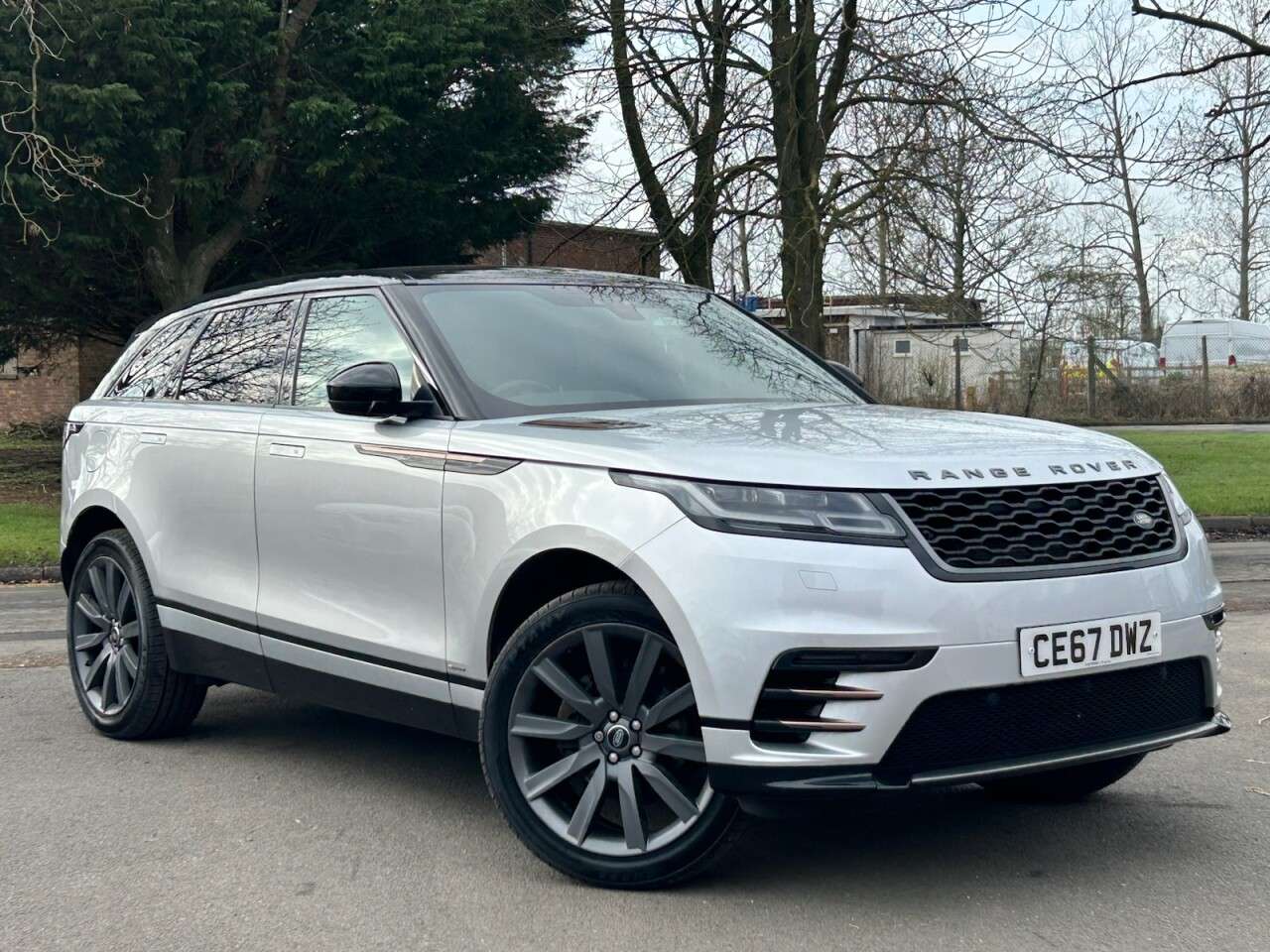 A 2017 LAND ROVER RANGE ROVER VELAR 2.0 P250 R-Dynamic S SUV 5dr Petrol Auto 4WD Euro 6 (s/s) (250 bhp) PAN ROO A 2017 LAND ROVER RANGE ROVER VELAR 2.0 P250 R-Dynamic S SUV 5dr Petrol Auto 4WD Euro 6 (s/s) (250 bhp) PAN ROO