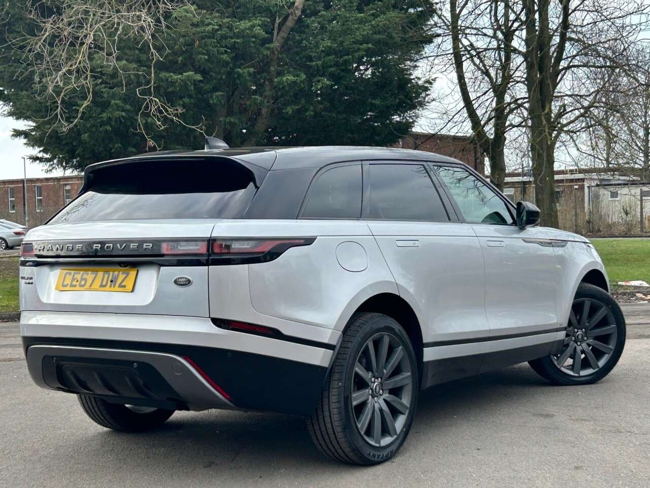 A 2017 LAND ROVER RANGE ROVER VELAR 2.0 P250 R-Dynamic S SUV 5dr Petrol Auto 4WD Euro 6 (s/s) (250 bhp) PAN ROO A 2017 LAND ROVER RANGE ROVER VELAR 2.0 P250 R-Dynamic S SUV 5dr Petrol Auto 4WD Euro 6 (s/s) (250 bhp) PAN ROO