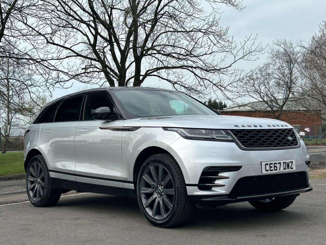 2017 LAND ROVER RANGE ROVER VELAR 2017 LAND ROVER RANGE ROVER VELAR